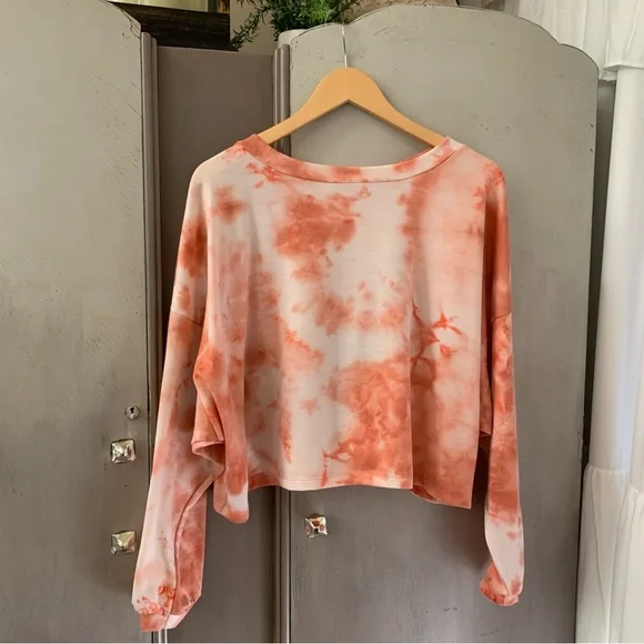 Tie Dye Cropped Top Long Sleeve - Picture 5 of 6